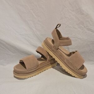 Brand New Ugg Goldenstar Women's Sandals, Color Sand, Size 9.5